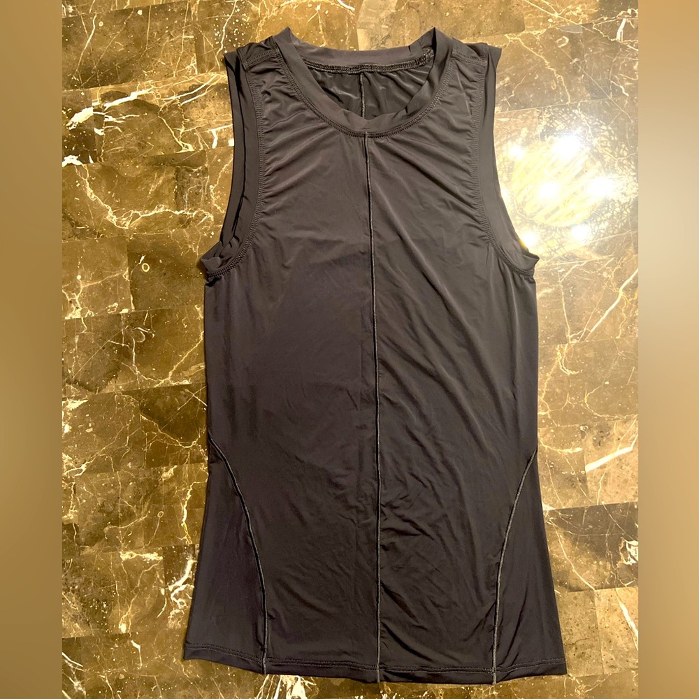 Lululemon Light Weight Sleeveless Top/Tank